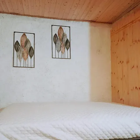 Casa Com Piscina E Hidromassagem E Kids Zone Nyaraló *